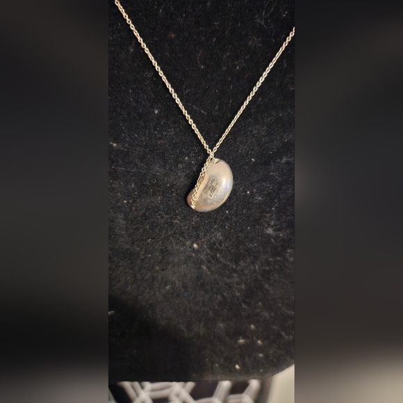 EUC Tiffany & Co bean pendant necklace - Picture 2 of 4